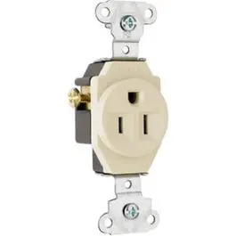 15A Heavy-Duty Single Outlet 1