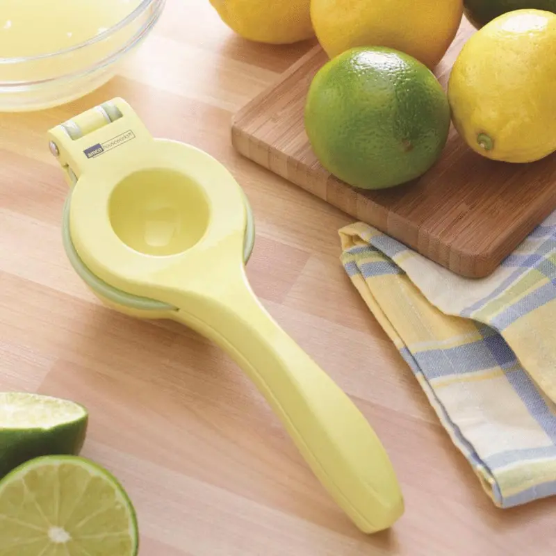 Amco 2 In 1 Citrus Juicer 1