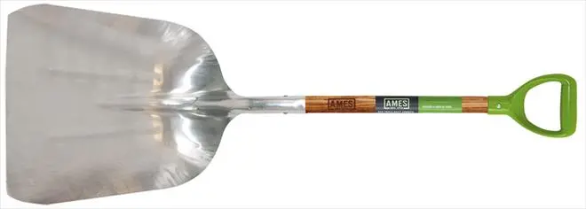 Ames #14 Aluminum Scoop W/ D-Handle 1