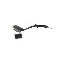 Long-Handle Grill Brush With Bonus Head 1