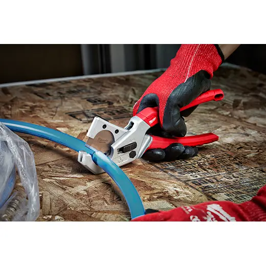 Milwaukee Tubing Cutter 1 In. 2