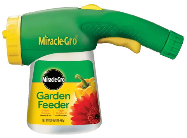 Miracle-Gro® Garden Feeder 1
