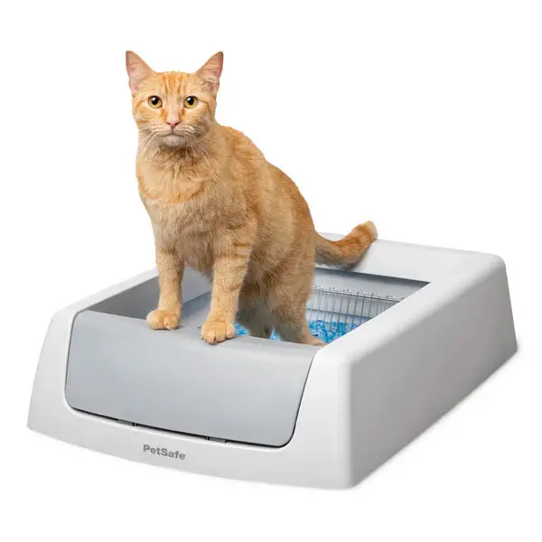 Petsafe Scoopfree® Crystal Classic Self-Cleaning Litter Box 1