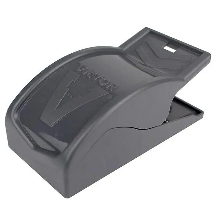 Victor® Safe Set™ Mouse Trap 1